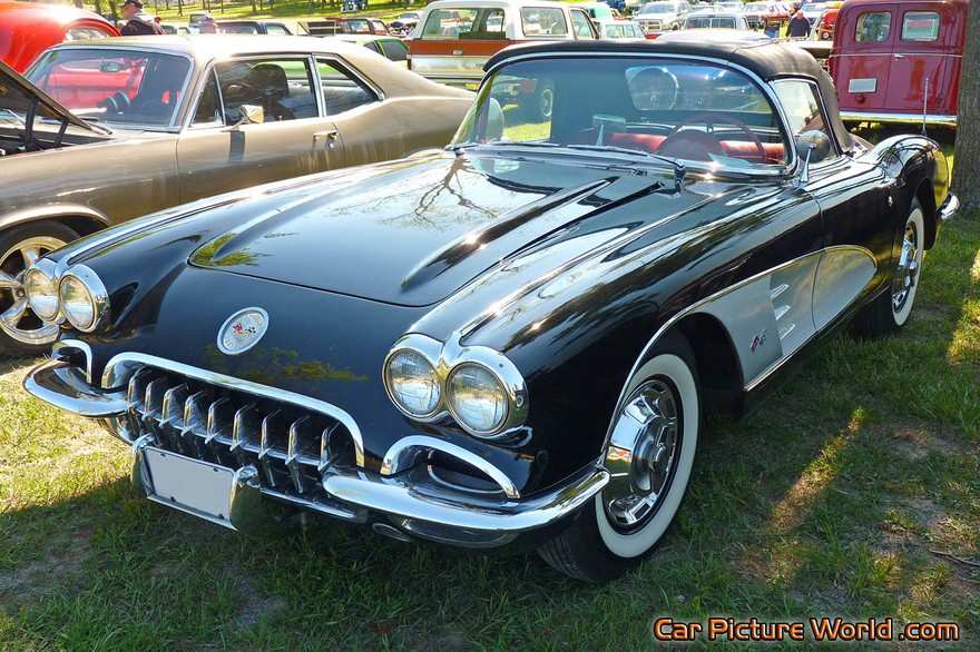 Picture of a 1960 Black Corvette