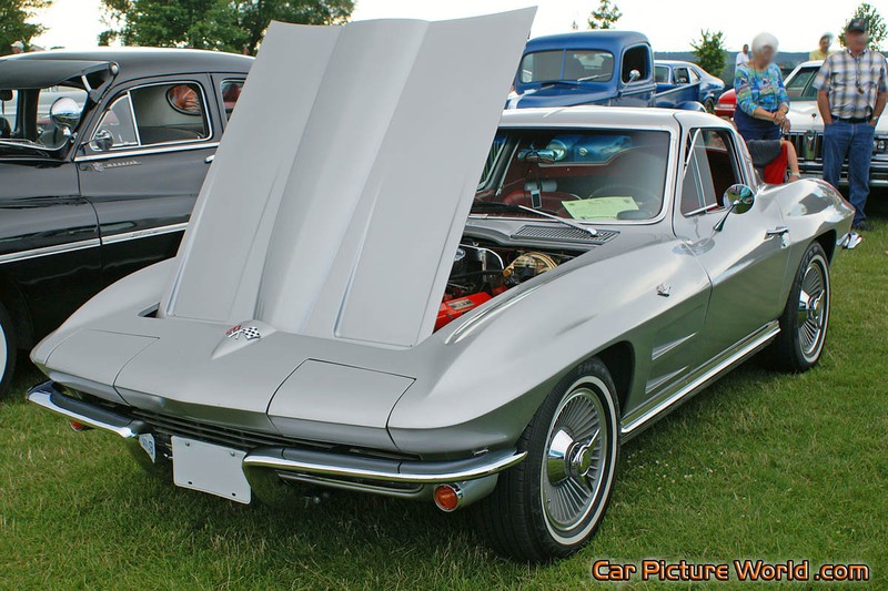 1964 Corvette Coupe Front Left