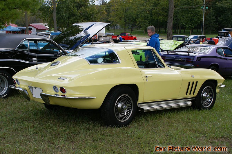 1965 Corvette Coupe Rear Right
