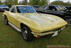 1965 Corvette Coupe thumbnail