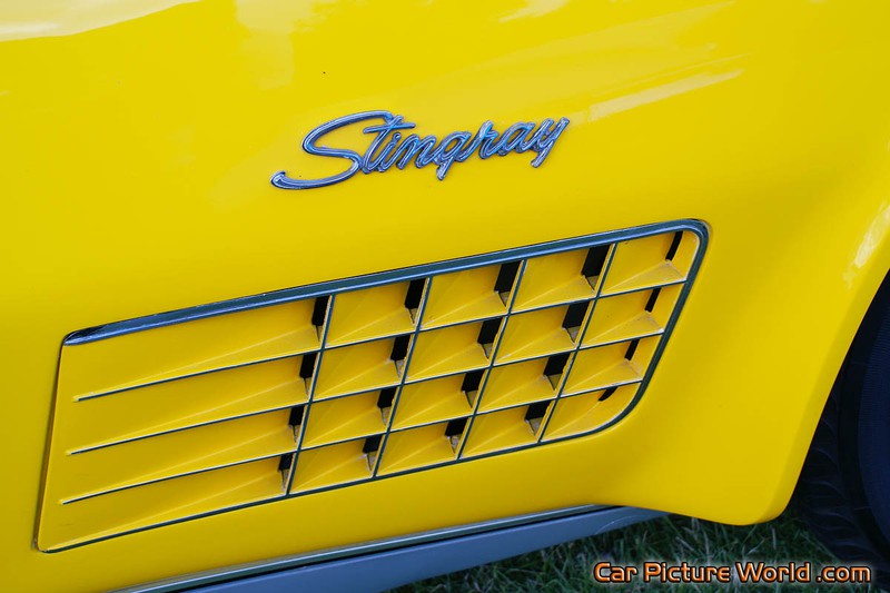 1972 Corvette Coupe Fender Louvers