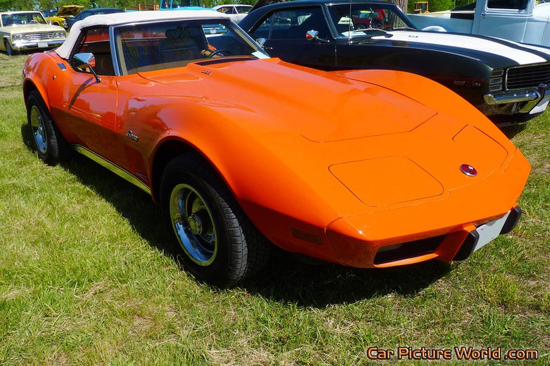 1975 L 82 Corvette Convertible Front Right