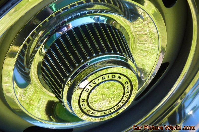 1975 L 82 Corvette Convertible Wheel