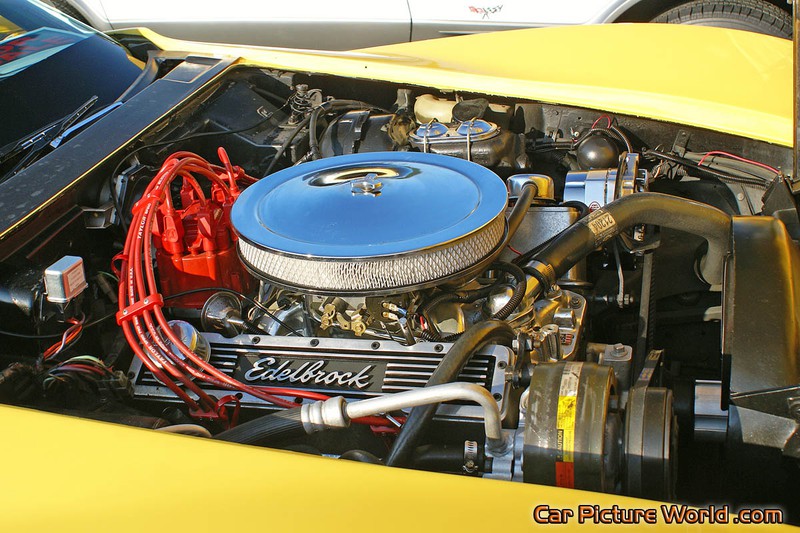 1982 Yellow Corvette Engine