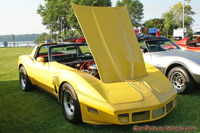 1982 Yellow Corvette Front Right