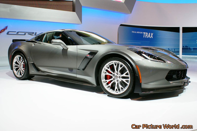2015 Corvette Z06 Front Right