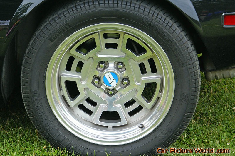 1974 Black Pantera Wheel