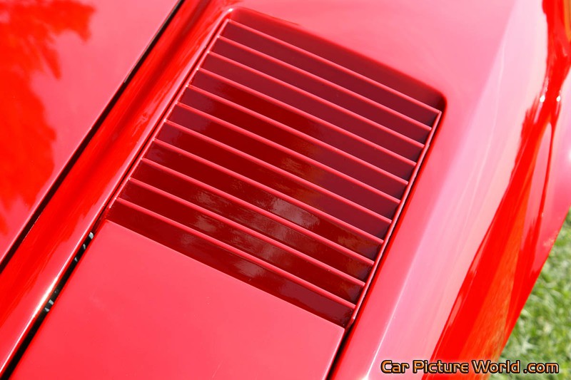1976 308 GTB Fender Louvers