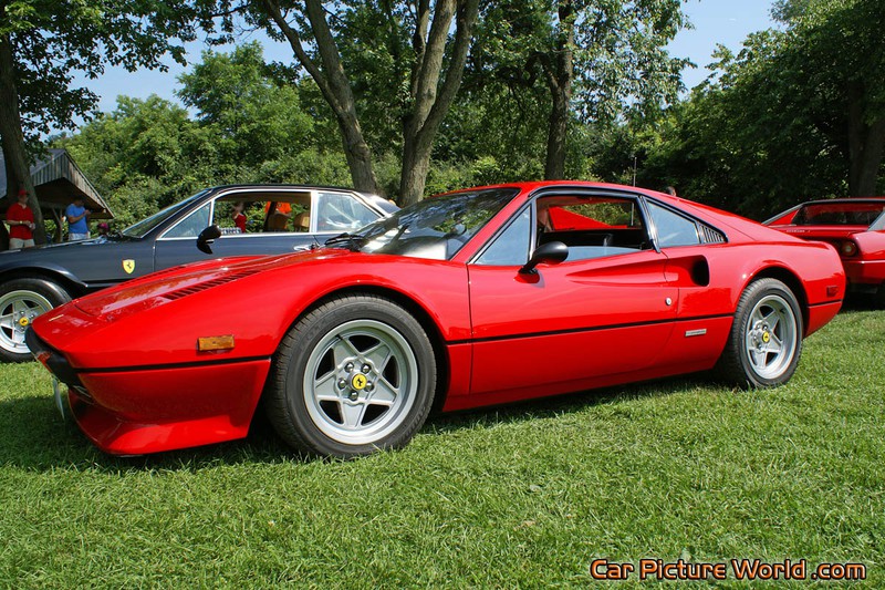 1976 308 GTB Left Side