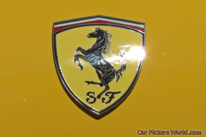Ferrari 348 Challenge Fender Emblem