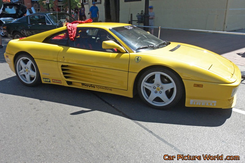 Ferrari 348 Challenge Right Side