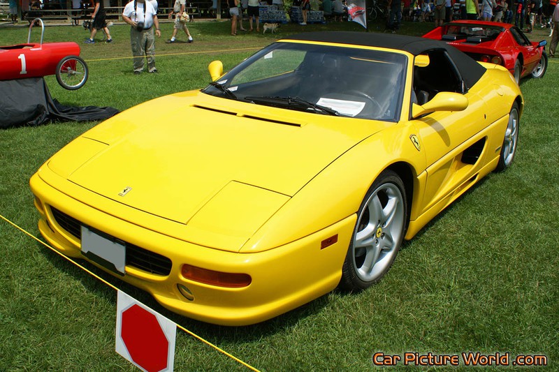 Ferrari 355 F1 Spider Front Left