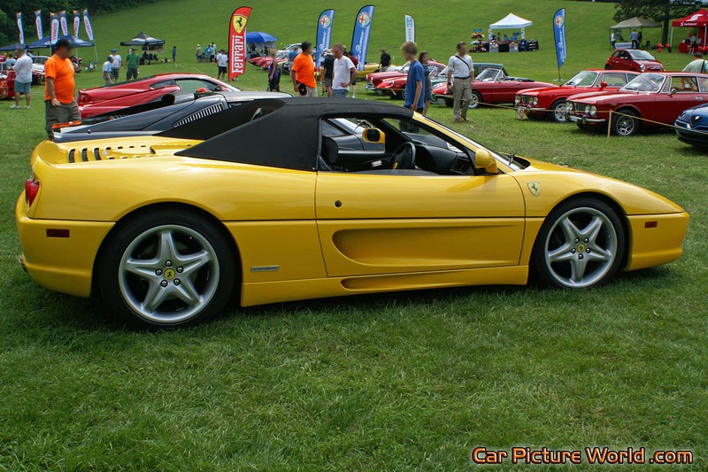Ferrari 355 F1 Spider Right Side