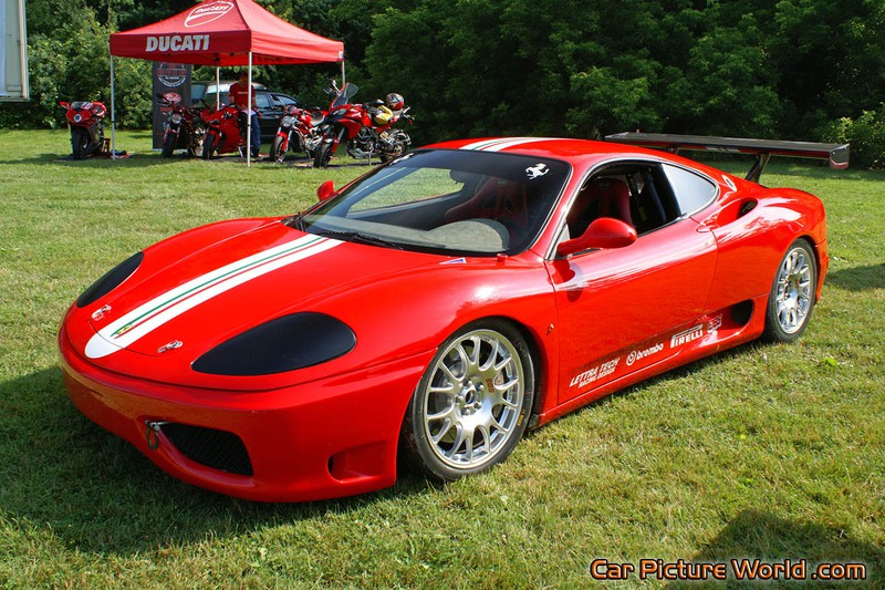 Challenge Stradale 360 Front Left