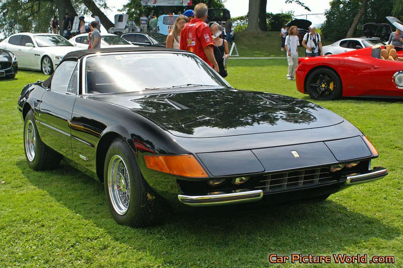Ferrari 365 GTS 4