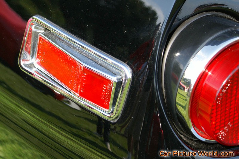 Ferrari 365 GTS 4 Rear Side Marker