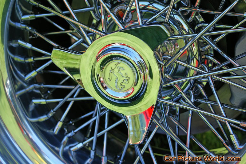 Ferrari 365 GTS 4 Wheel Knock Off