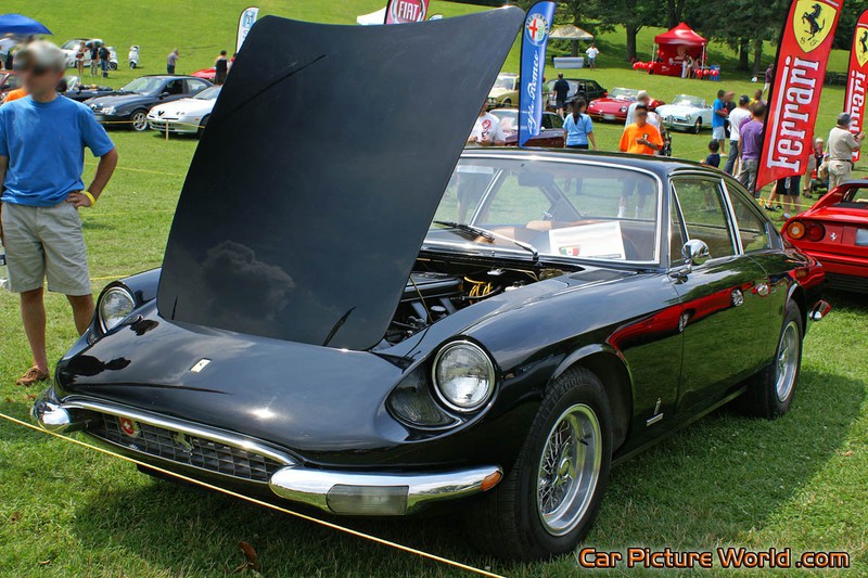 1969 Ferrari 365 GT 2+2 Hood Open