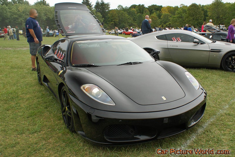 Ferrari F430 Black Front Right