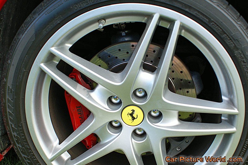 Red Ferrari F430 F1 Wheel