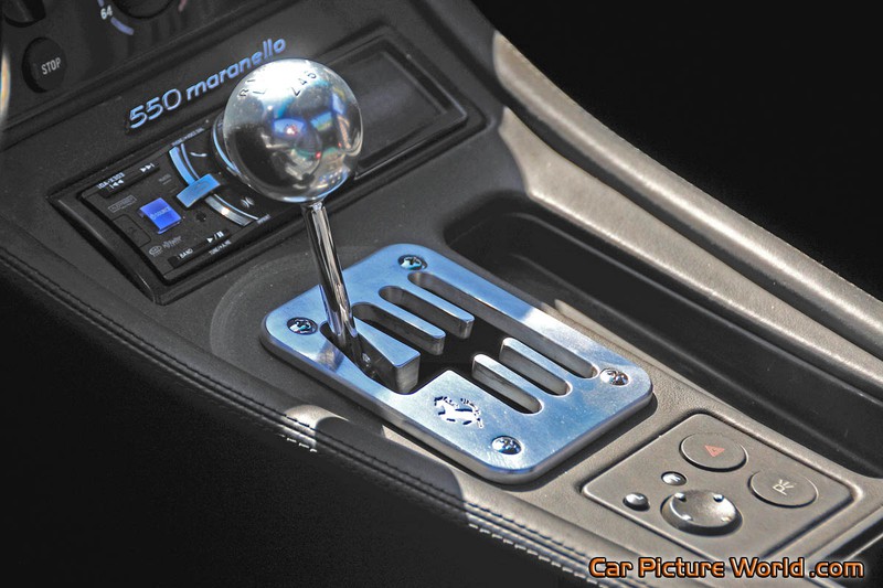 Red Ferrari 550 Shifter