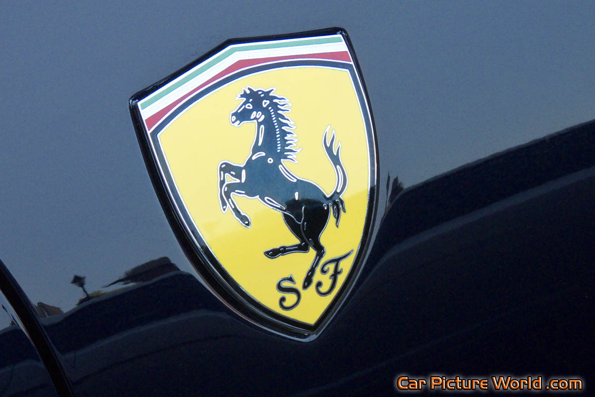 Ferrari 575M Maranello Fender Emblem