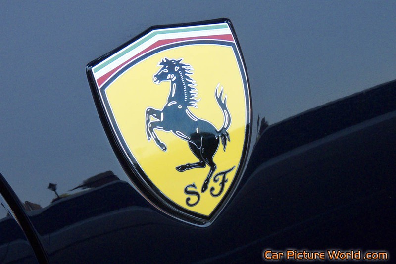 Ferrari 575M Maranello Fender Emblem