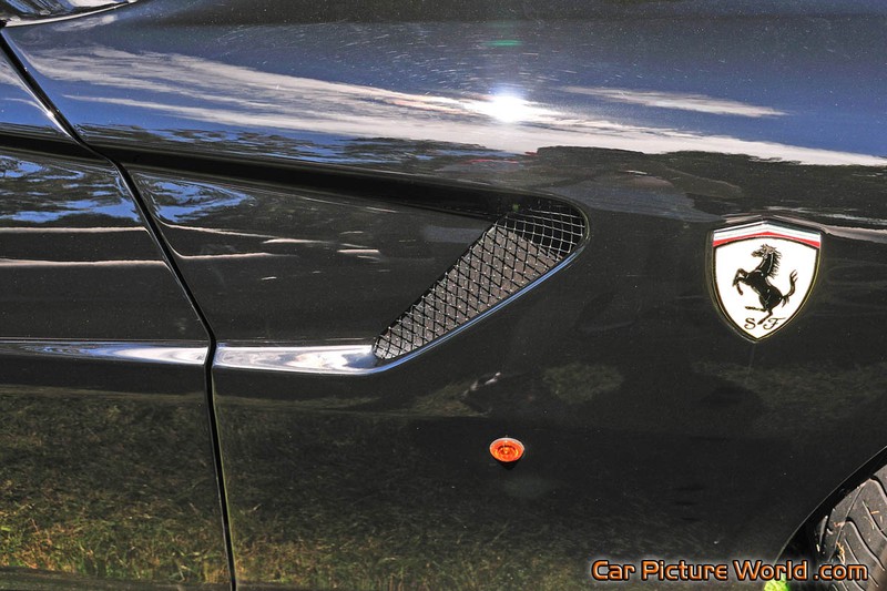 Black Ferrari 599 GTB Fender Vent
