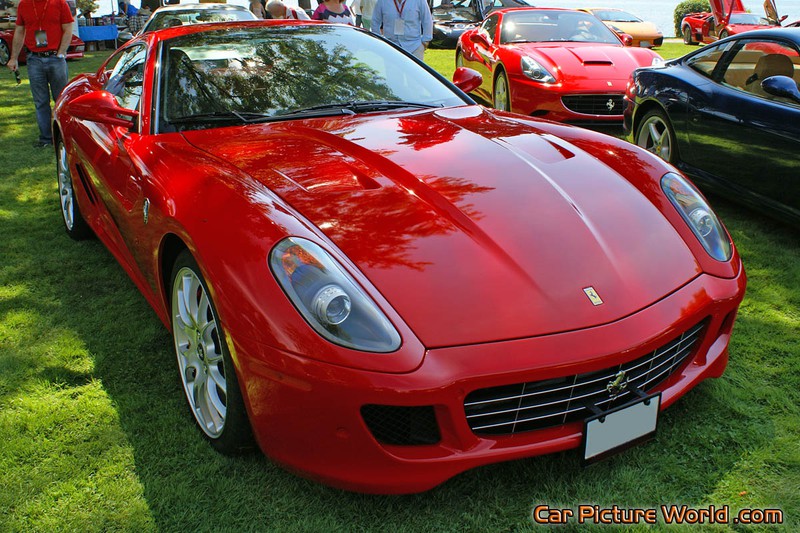 Ferrari 599 GTB Front Right