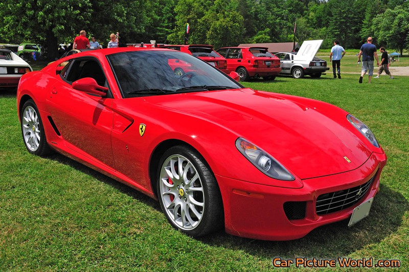 Red Ferrari 599