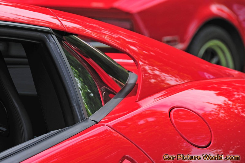 Red Ferrari 599 Flying Buttress