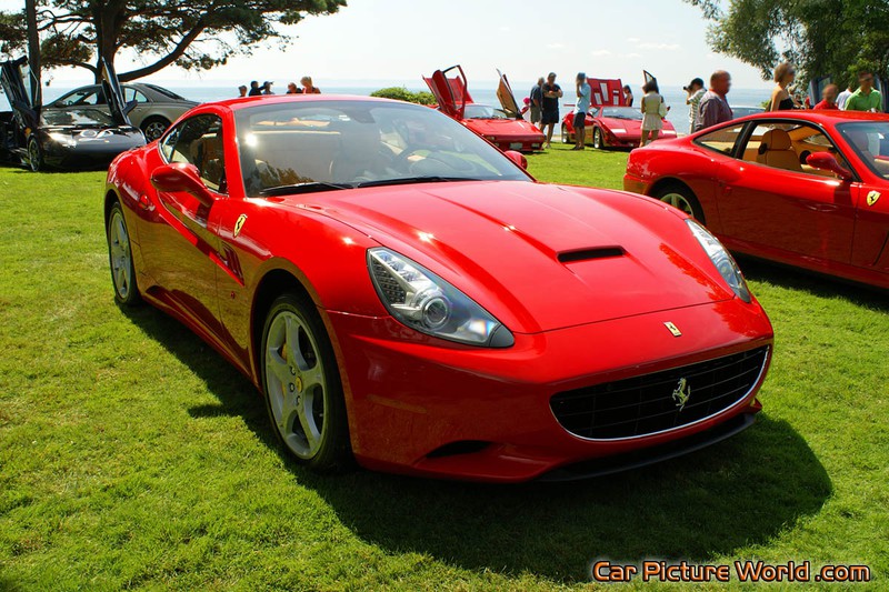 Ferrari California Front Right