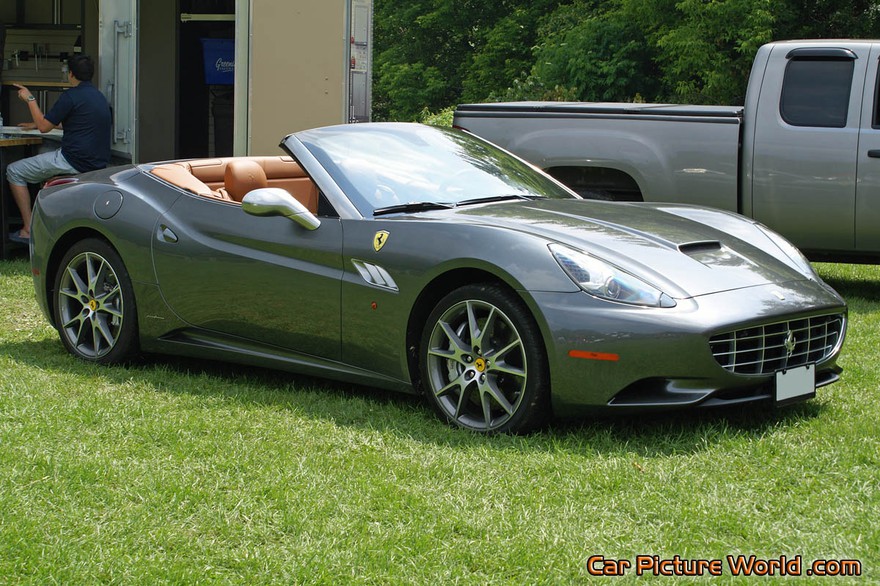 Picture of a Gray Ferrari California
