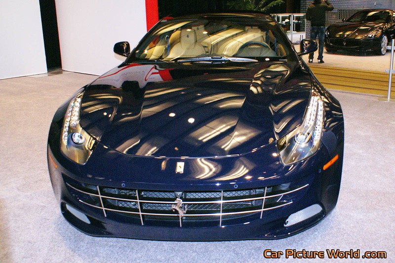 2014 Ferrari FF Front