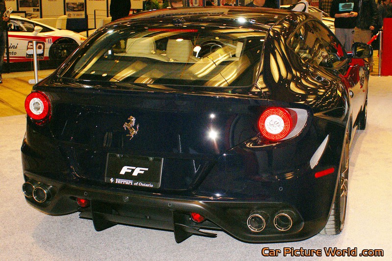 2014 Ferrari FF Rear Right