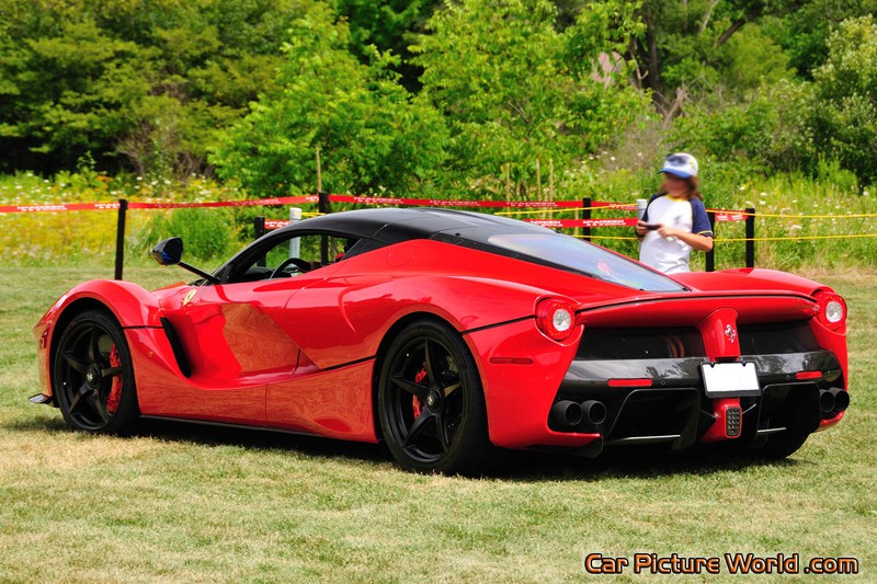 LaFerrari Rear Left