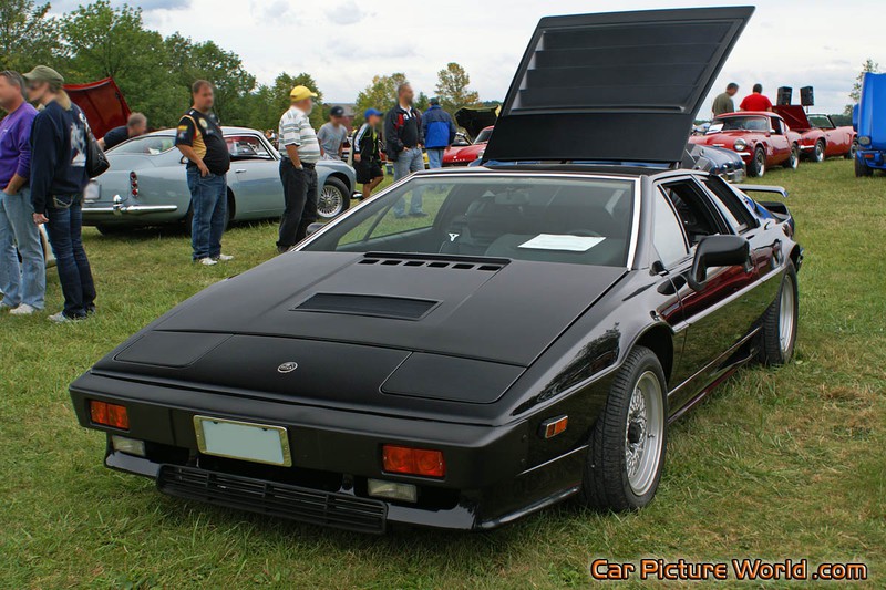 1983 Turbo Esprit Front Left