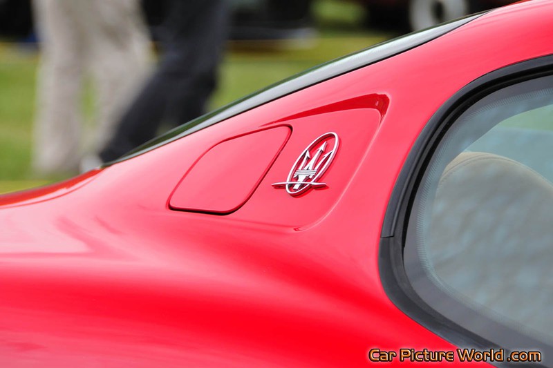 2005 Maserati Coupe Cambiocorsa Side Emblem