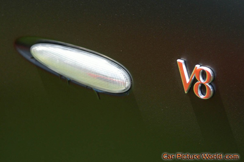 Maserati Coupe Cambiocorsa Fender Emblem