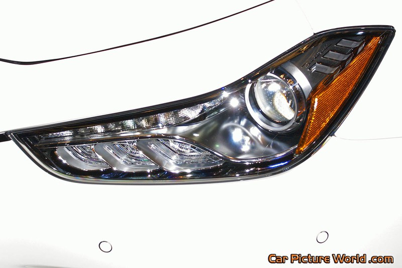 2014 Maserati Ghibli S Q4 Headlight