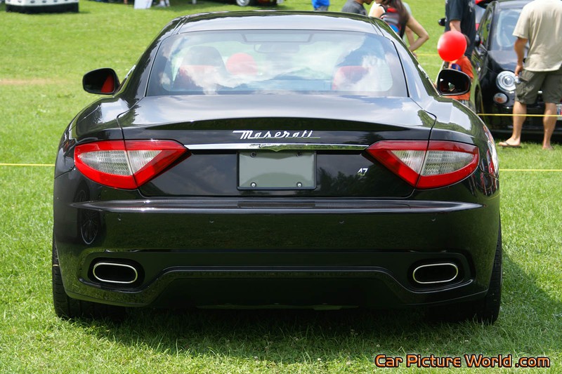 Maserati Gran Turismo S Rear