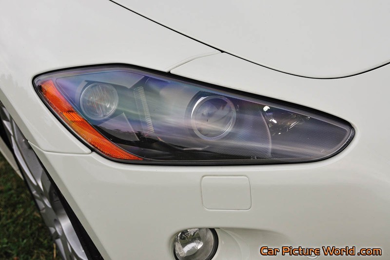 2011 GranTurismo S Convertible Headlights