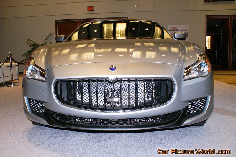 2014 Quattroporte S Q4 Front Low