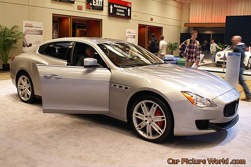 2014 Quattroporte S Q4 Front Right