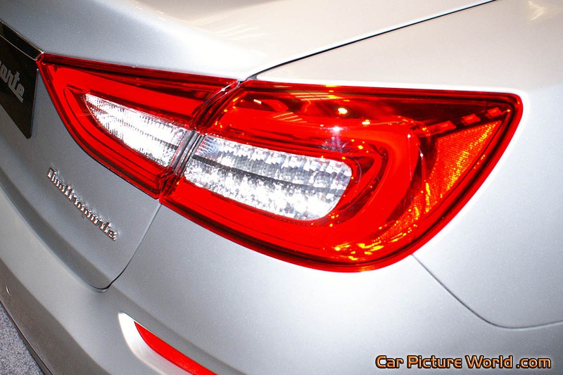 2014 Quattroporte S Q4 Tail Light