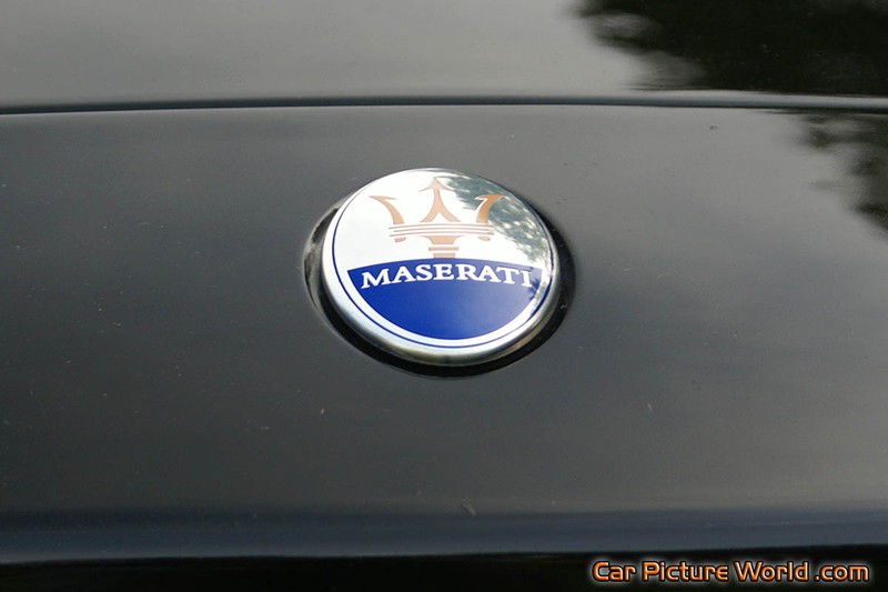 Maserati Quattroporte Sport GT Front Badge