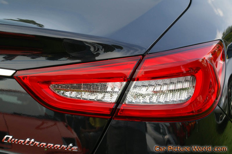 2014 Maserati Quattroporte Taillight