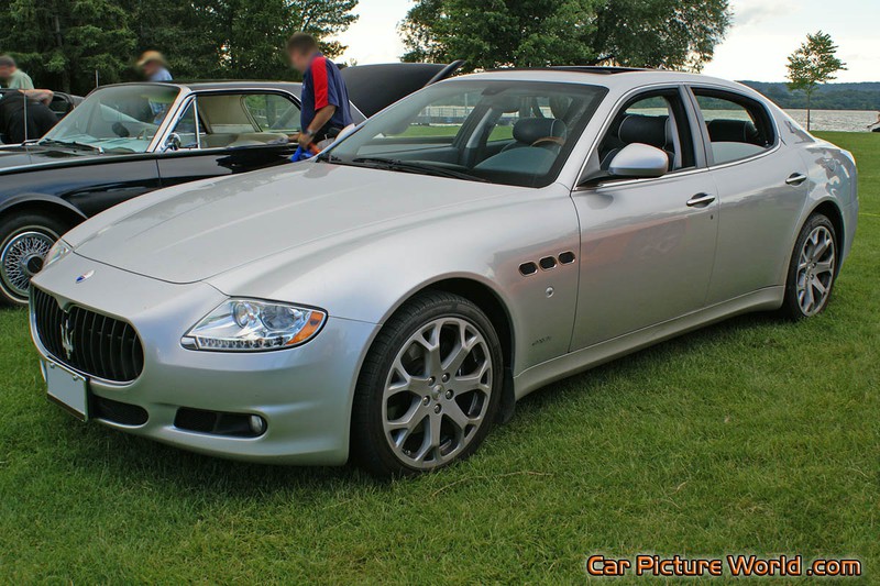 Maserati Quattroporte