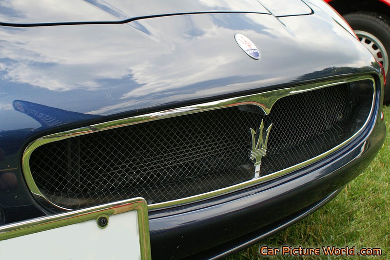 Maserati Spyder Grill