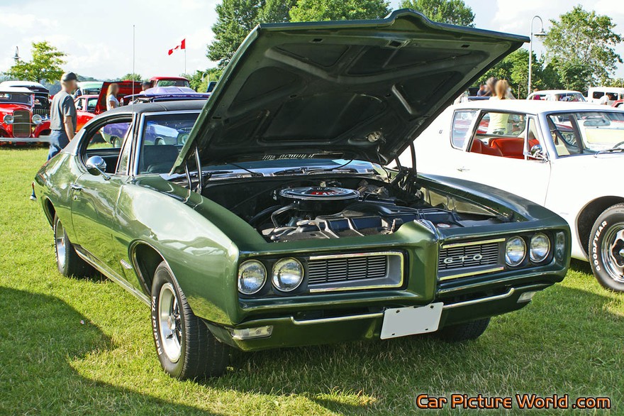 Picture of a 1968 Pontiac GTO